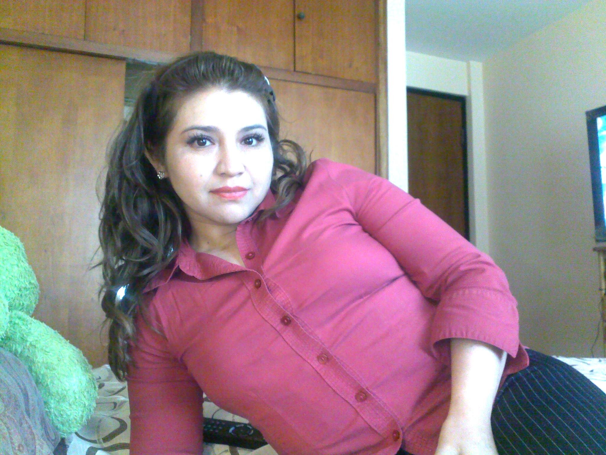 hola a todos, saludos...