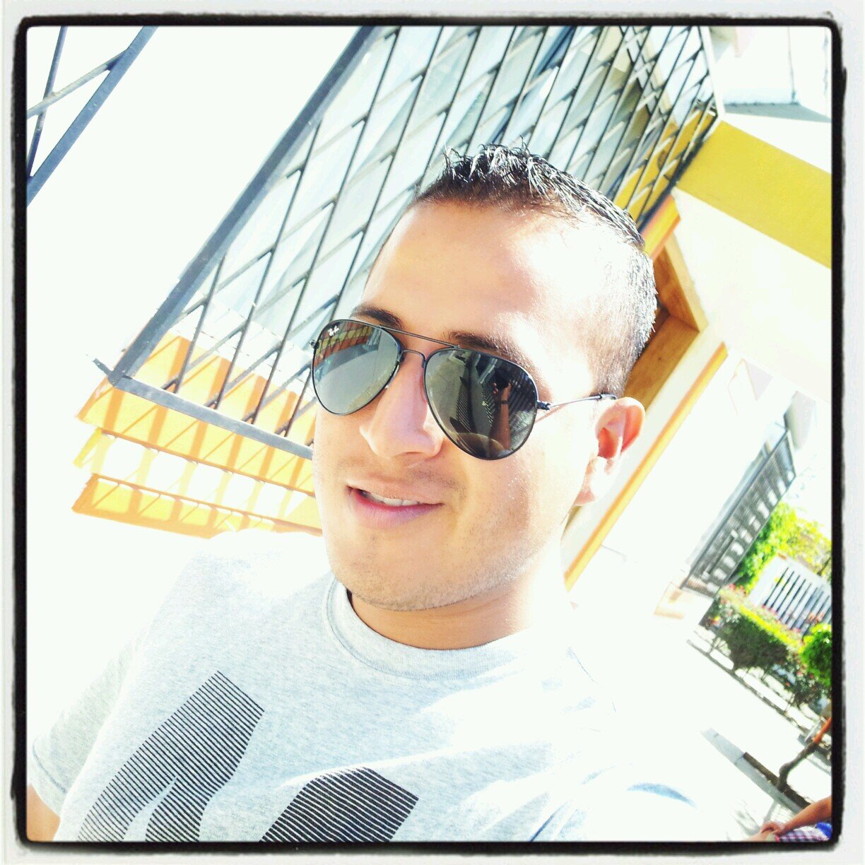 Barcelonista hasta la webs, padre y amigo de la dueña de mi corazón, vos me das fuerzas para llegar hasta el final. 2662DC5A