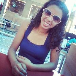 - Saaaltoo alto vestiiidinho , pretta miiná maaal criiadaa  !   ta solteiro veem com nois ee se diverte , bebe mesmo, perde a linha que hoje a noite promete♪