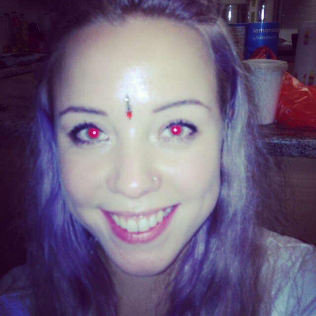 KatieMolyneux's profile picture. twi