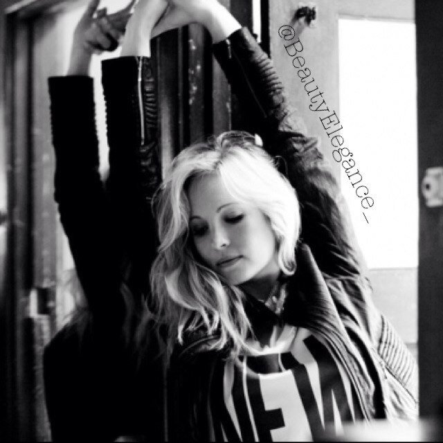 Im a Barbie that bites... Looking for my Prince Charming.. ∫∫RP|Single|Vampire|18+∫∫