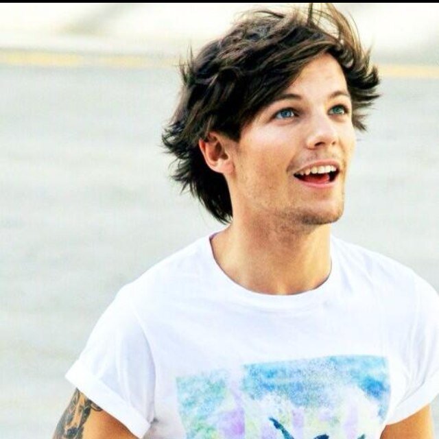 Hey I Just Follow you But you dont follow me But here is my twiter so follow maybe