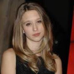 I'm Autumn Pierce (19) my brother is @Tate_TWD mess with him and I swear to god ill kill you. #single