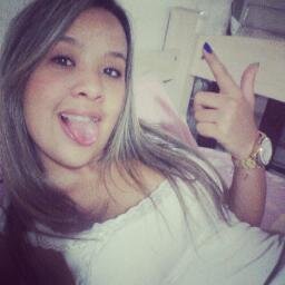- um lance e já era, não se apega e nem diga que a ama ♪ ..
