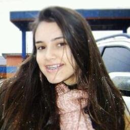 Sorria para o mundo, pois se você não sorrir, o mundo não irá sorrir para você. Snap: mariana_regilio