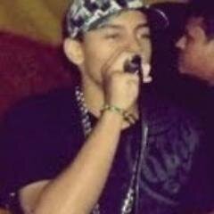 Cantor e Compositor em busca do Sucesso.