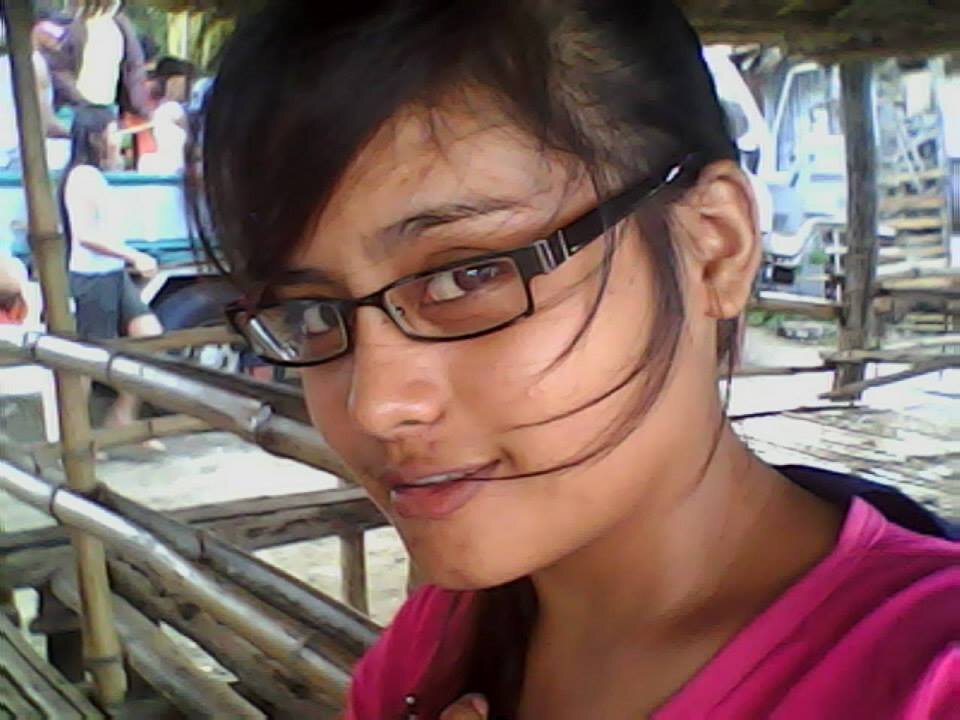 im 21 year old/fRom Labrador,Pangasinan/
Keep and Calm ANGEL MANAYAGAN