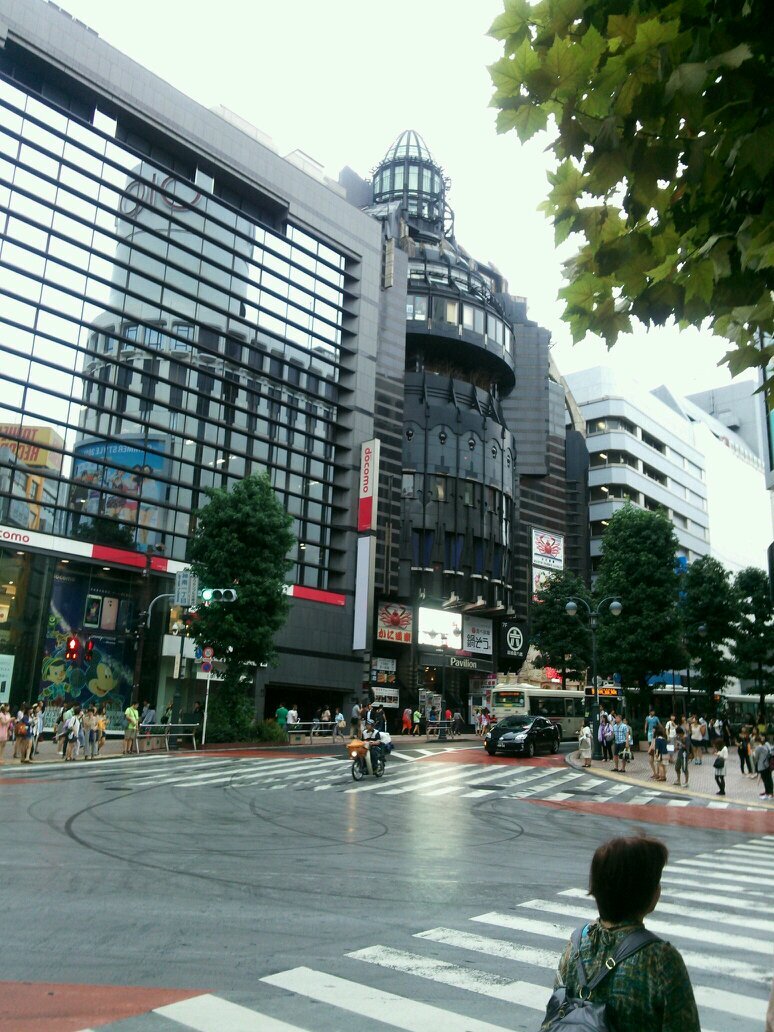 中２ですヽ(*´∀｀)ノみんなよろしくー(๑･㉨･๑)