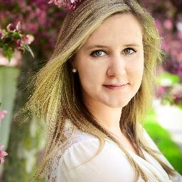 tayssoidgirlie's profile picture. Silly, singer, and lover of all things pink (almost),