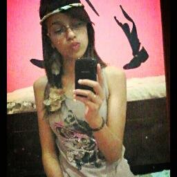 (♪) - Talvez não seja nessa vida ainda
Mas você ainda vai ser a minha vida (...)