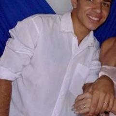 Me sigam que eu sigo de volta. Retweeta ai tbm que que eu retweeto de volta...