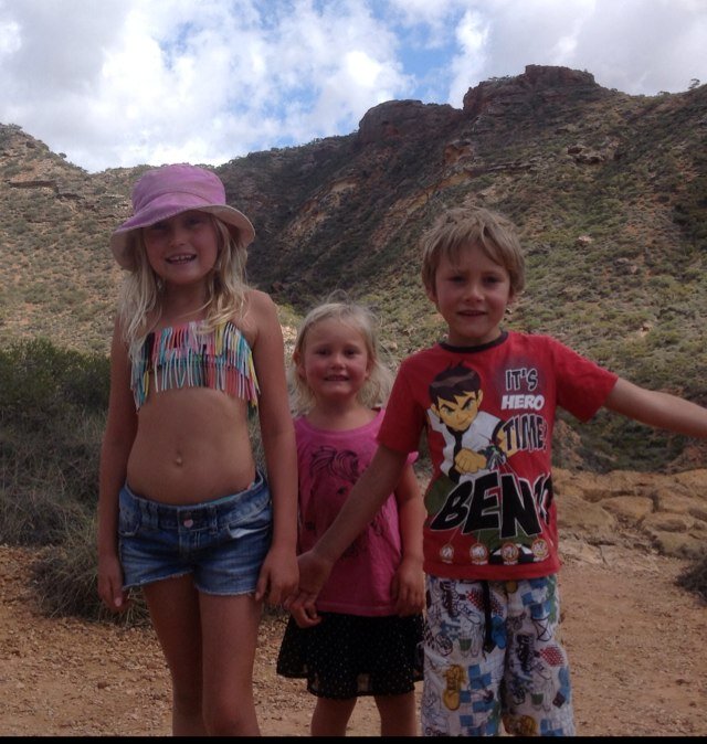 We're a family of 5 heading off on an adventure around Australia ... no fixed plans or direction!