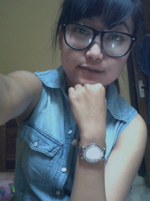 VetiWardani's profile picture. 