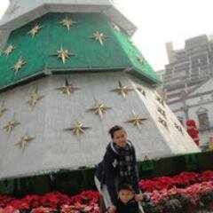 FOLLOW YOUR DREAMS^^
