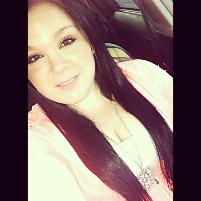 Kel$eaa | 9teen | College! | #Reeal ; I Keep It A Hundreed ; ) | Est. '94 ♥ | Sweetest Girrl You Will Ever Meet | FoLlow Me , I Think You're Lost ' | ♥
