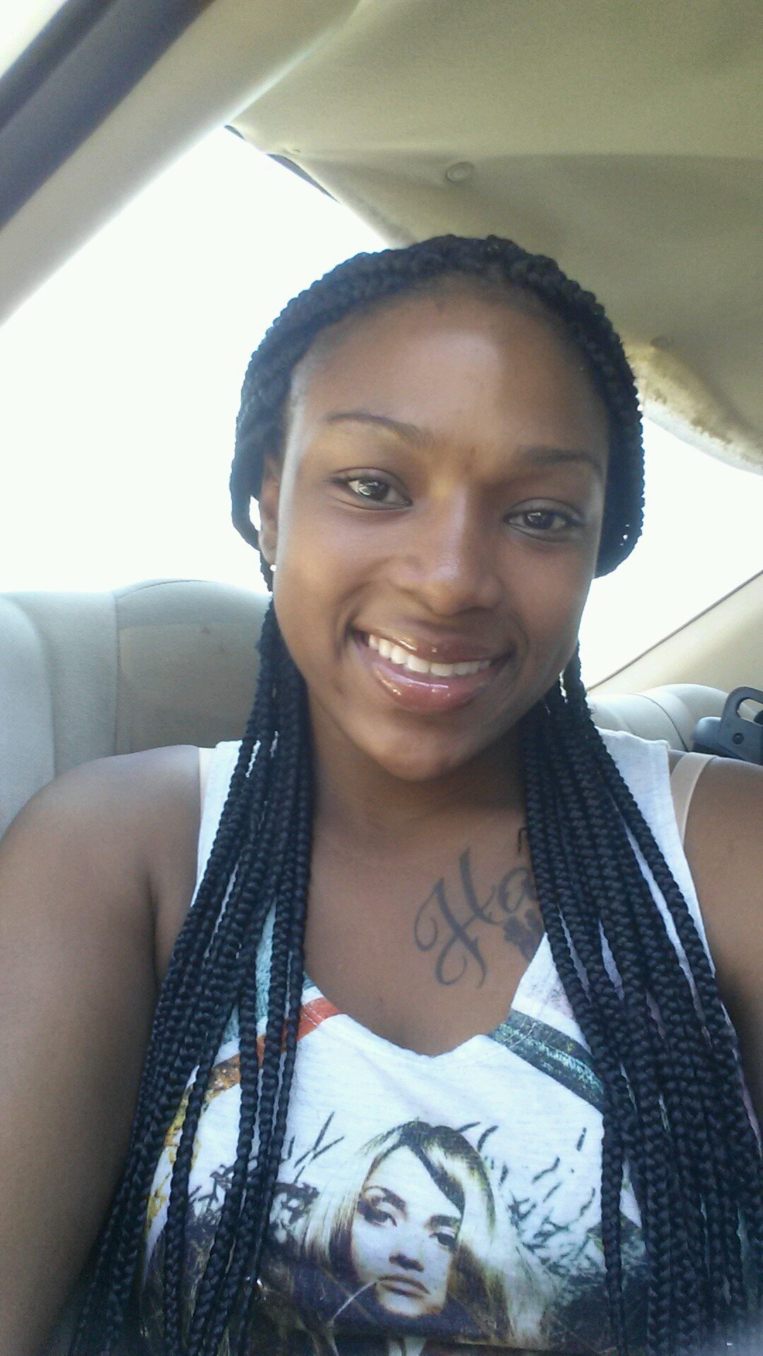 leianadralashay . nothinq new , jus follow (: #TeamHALEY #KLH ♥#freeDeonta ♡