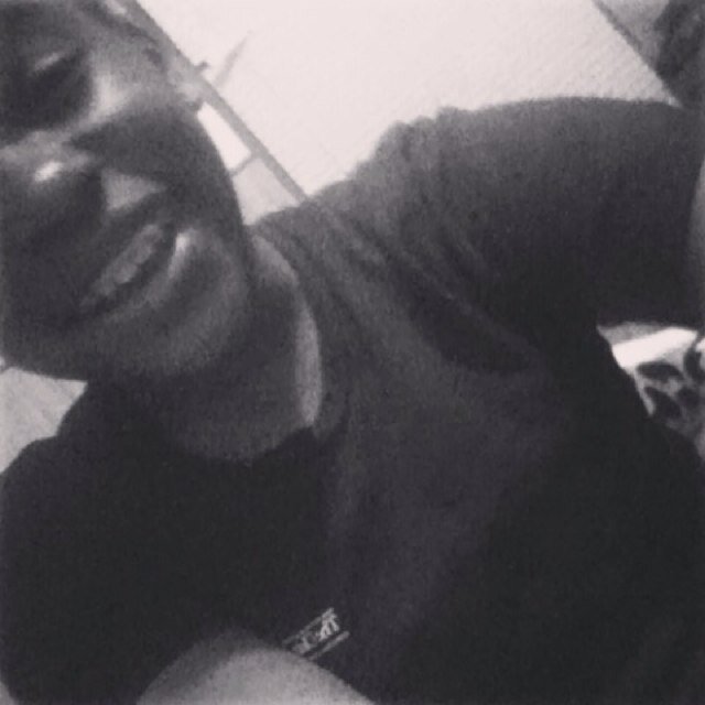 can't stand me sit down, think I'm trippin!?..tie my shoes !! Haha! Follow me☺ Instagram...__china_town!!