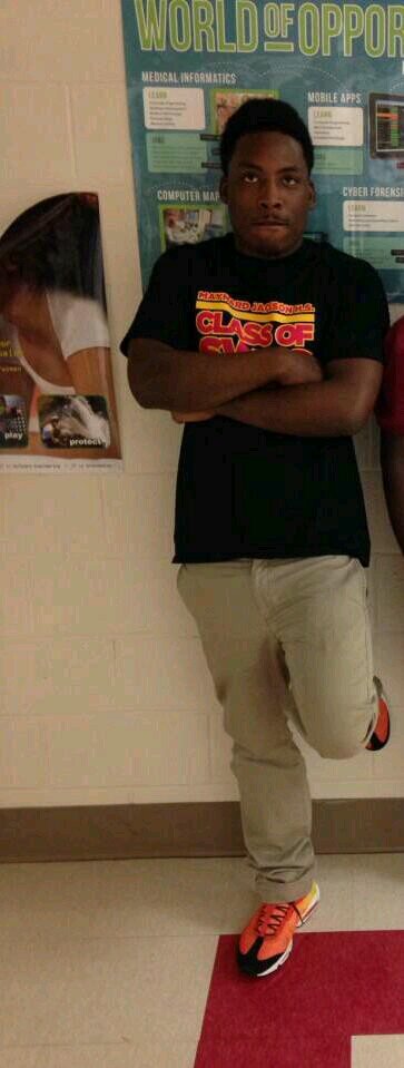Linebacker for The Maynard Jackson Jaguars.  Athlete! C/O2014 Maynard Jackson High School! #Born2Compete #100