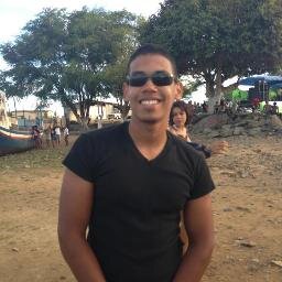 quem me  conheçe nunca me esqueçe / sou um garoto. felix da vida é isso ai !  YLOVE YOU JESUS CRISTO