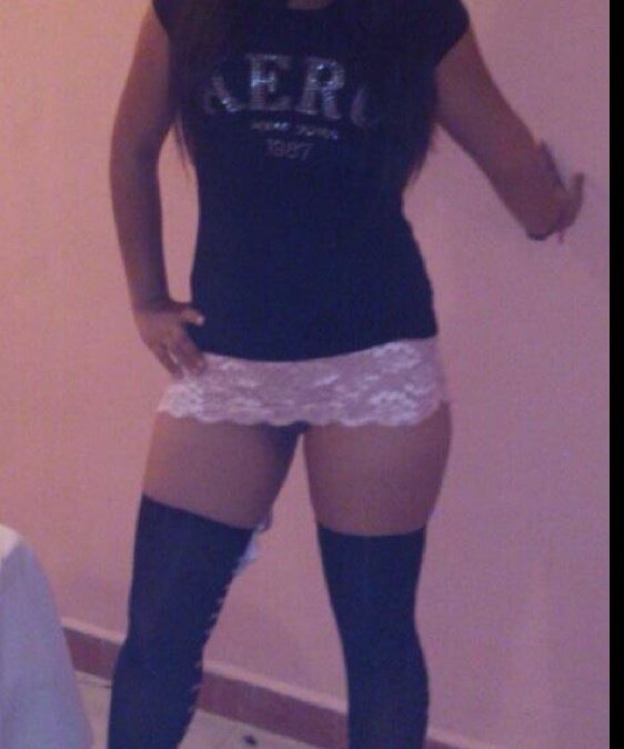 Chica 21 años, atrevida, divertida, hombres solos... EVITEN LA PENA!