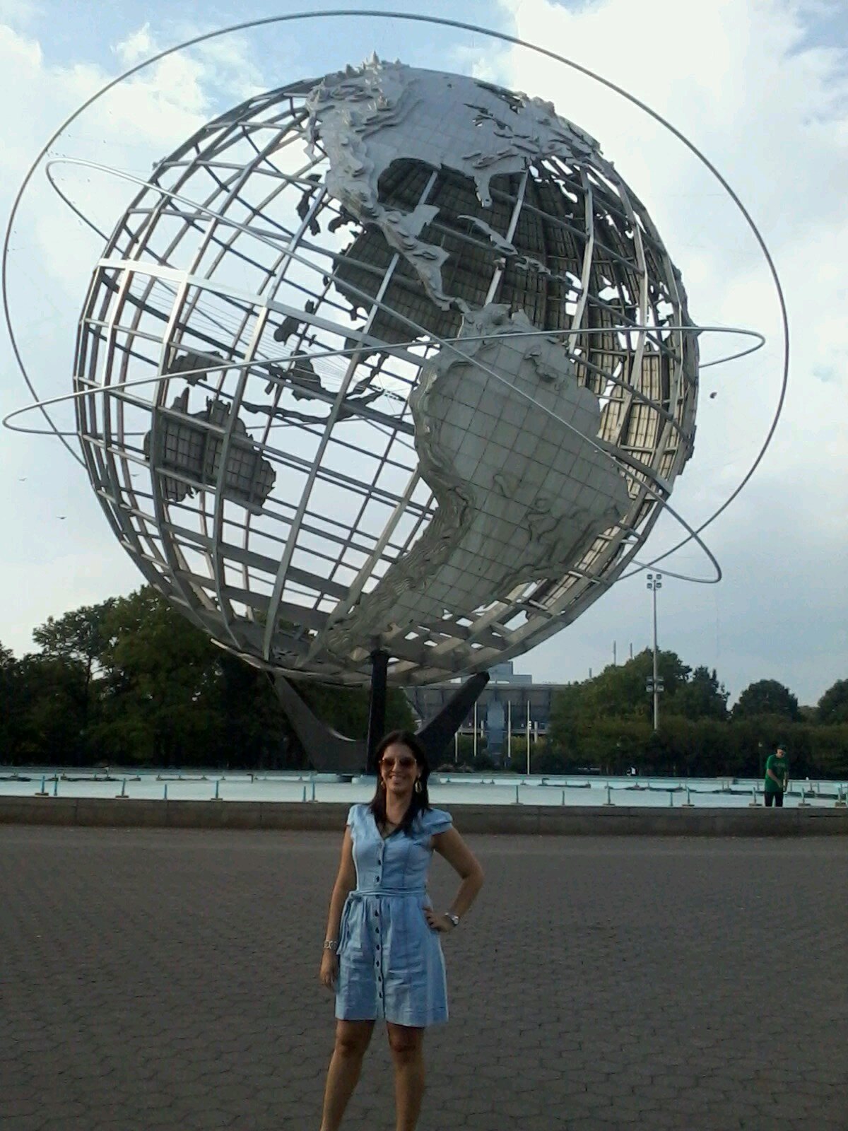 loremedinaf's profile picture. 