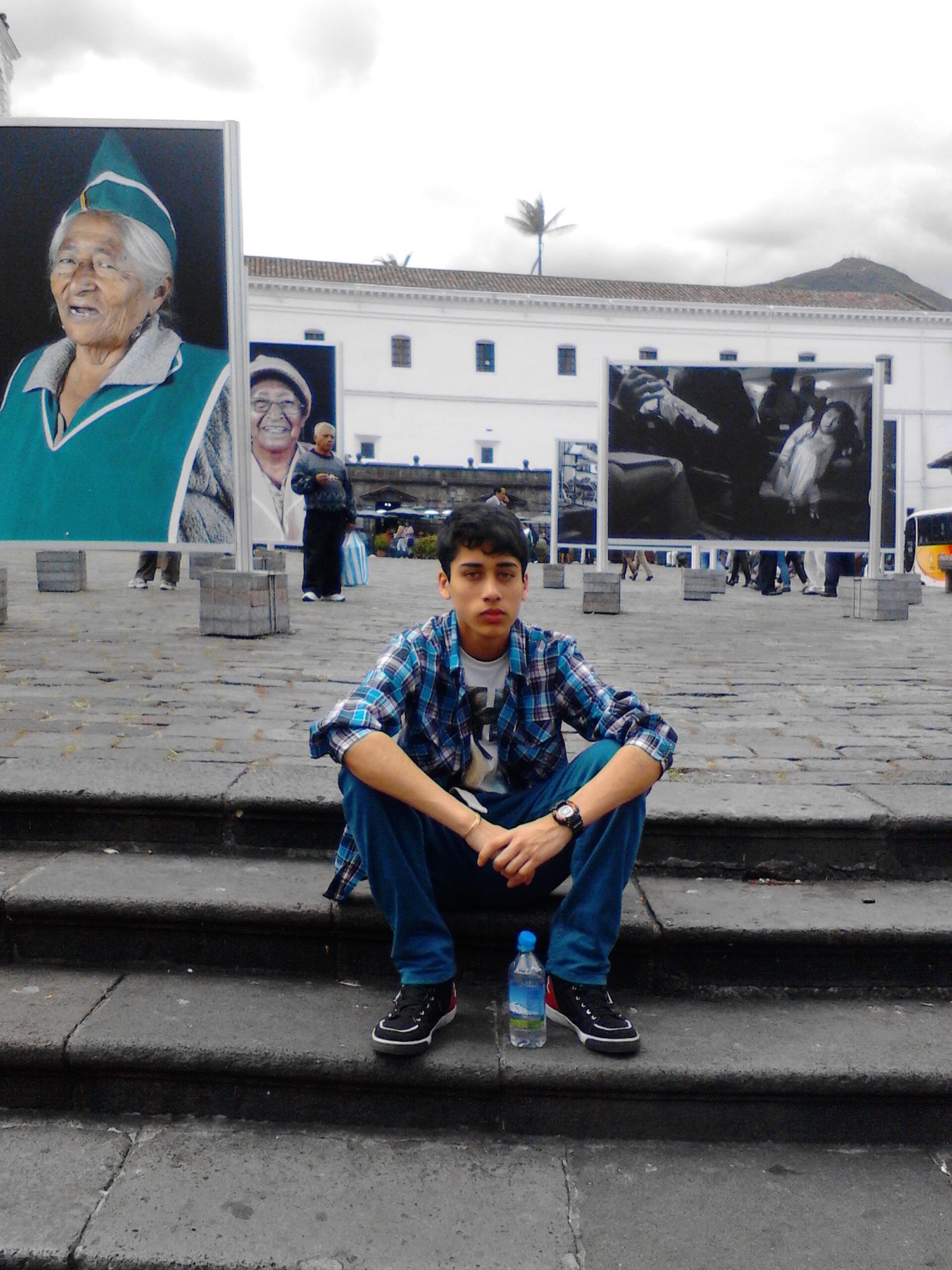 #Eminem is my world,his music is amazing.I like rap and hip hop #Teamfollowback.#Bad meets evil is great!!!