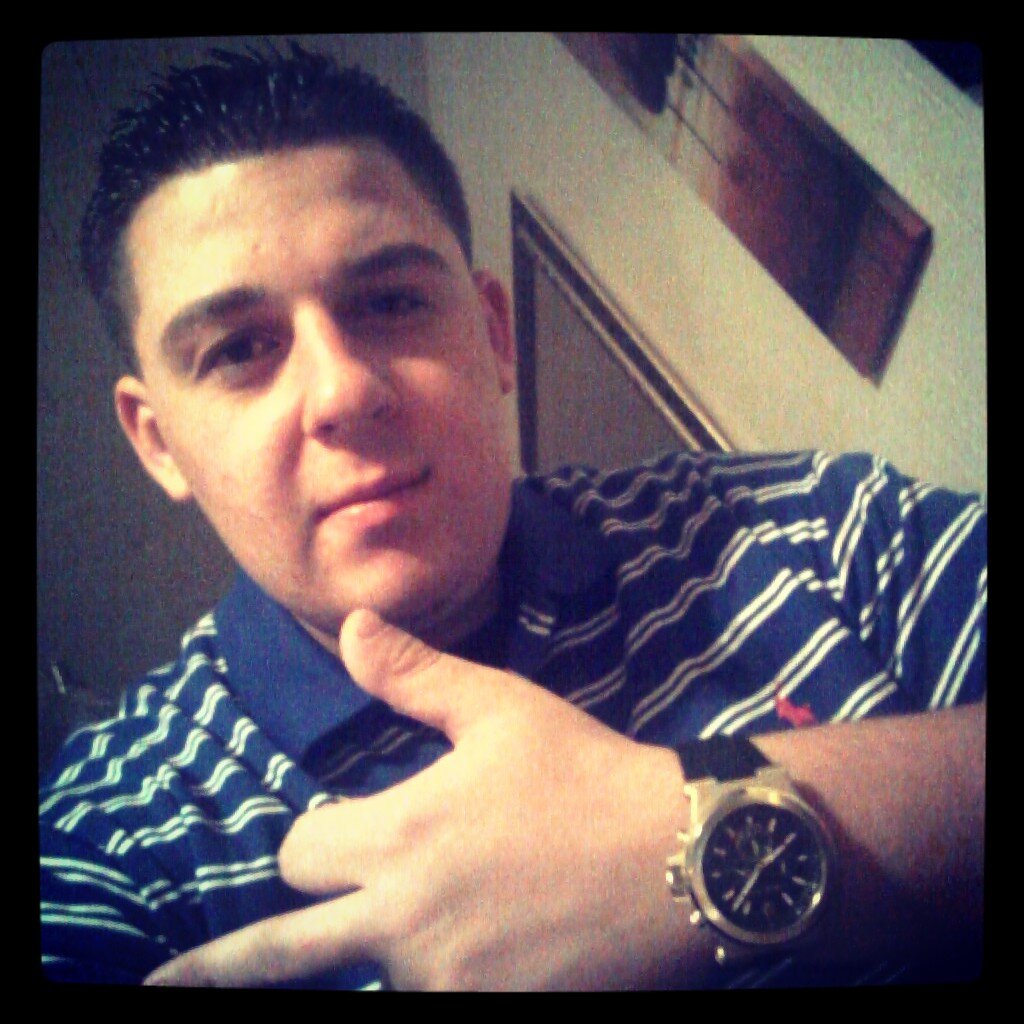 tunechiii11's profile picture. 