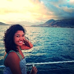 Hawaii . opera student