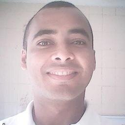 O SENTIMENTO MUDA TUDO,O AMOR CONSTROI,A AMIZADE CONQUISTA,UM SORRISO ATRAI,UM OLHAR DIZ MUITO,UM GESTO É TUDO.BASTA ESTAR COM UM CORAÇÃO LIMPO PRA ENTENDER