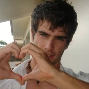 Janine_bwk's profile picture. A video will be much more famous if it has thousands of views. Make your YouTube videos famous. Buy YouTube views here http://t.co/UpDTIRUkCC