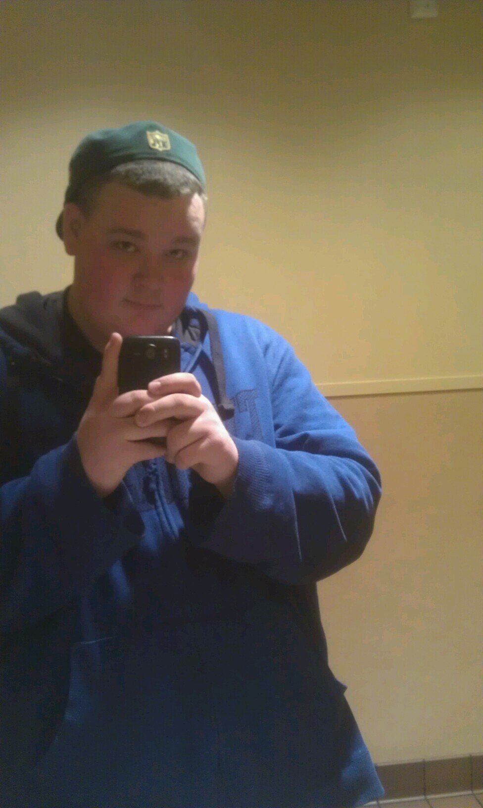 hey you!! you should follow me :) bigdaddyfish18