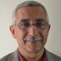 Doctor en medicina y cirugía general, graduado de la Universidad Nacional de El Salvador, JVPM 2953/ Servicios Médicos a Domicilio 24/7