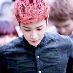 ผม ลี กีวัง (กวัง) แวะมาฟอลผมเยอะๆนะครับ
ผมเหงาอย่างแรง ผมน่ารัก ใสซื่อ (ถึงจะบ้า รั่ว ต๊อง ไปบ้างก็เหอะ) ขอบคุณที่ฟอลมาหานะครับ ^[+++]^