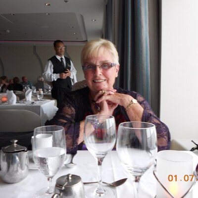 Profile Picture of Ann (@vann_derek) on Twitter