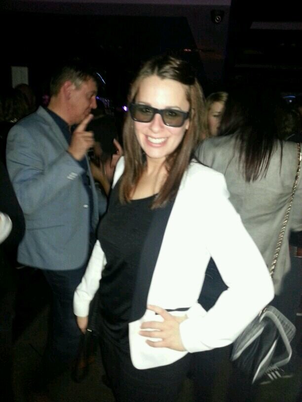 saralou343's profile picture. 