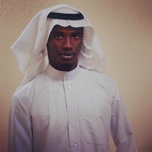 ليہ نضعف كل ما مرّ الحنين ولييہ نتعب كل ما نذكر أحد وليہ ماضينا حكايا راحلين وليہ نوفي والزمن فينا جحد