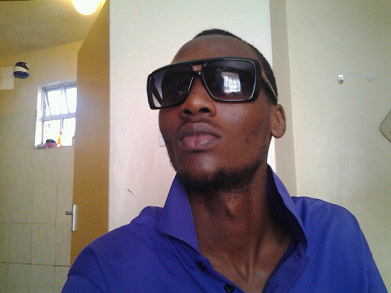 DISEPLINE IS THE KEY TO SUCCESS
Manchester united all day

P.O Box 100-6710 Nairobi