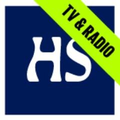 Helsingin Sanomien tv-toimitus katsoo ja kuuntelee.