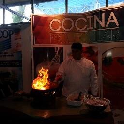 bueno primero que todo soy nuevo aqui mi interes es conocer nuevas personas respecto ami me gusta mucho el arte culinario me agrada