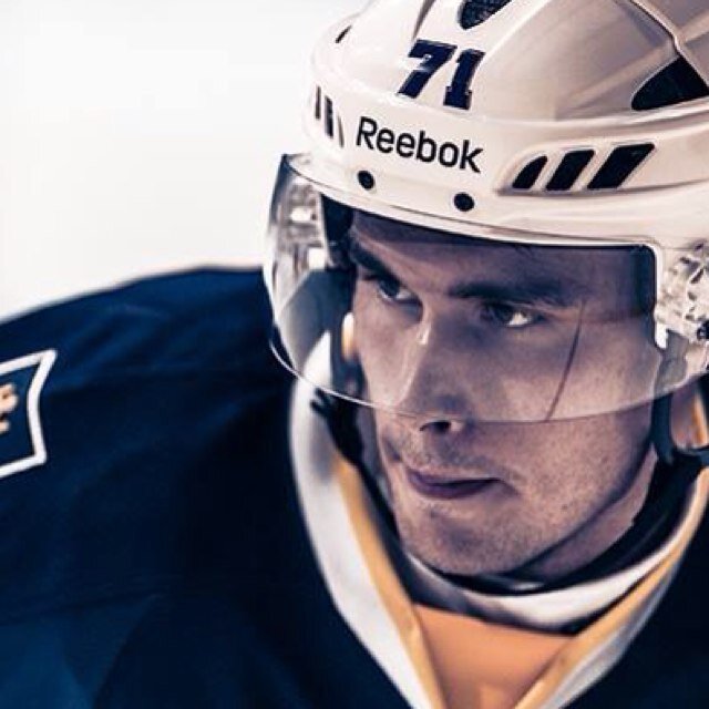 Professional ice-hockey player @ Kiekko-Espoo | MBA