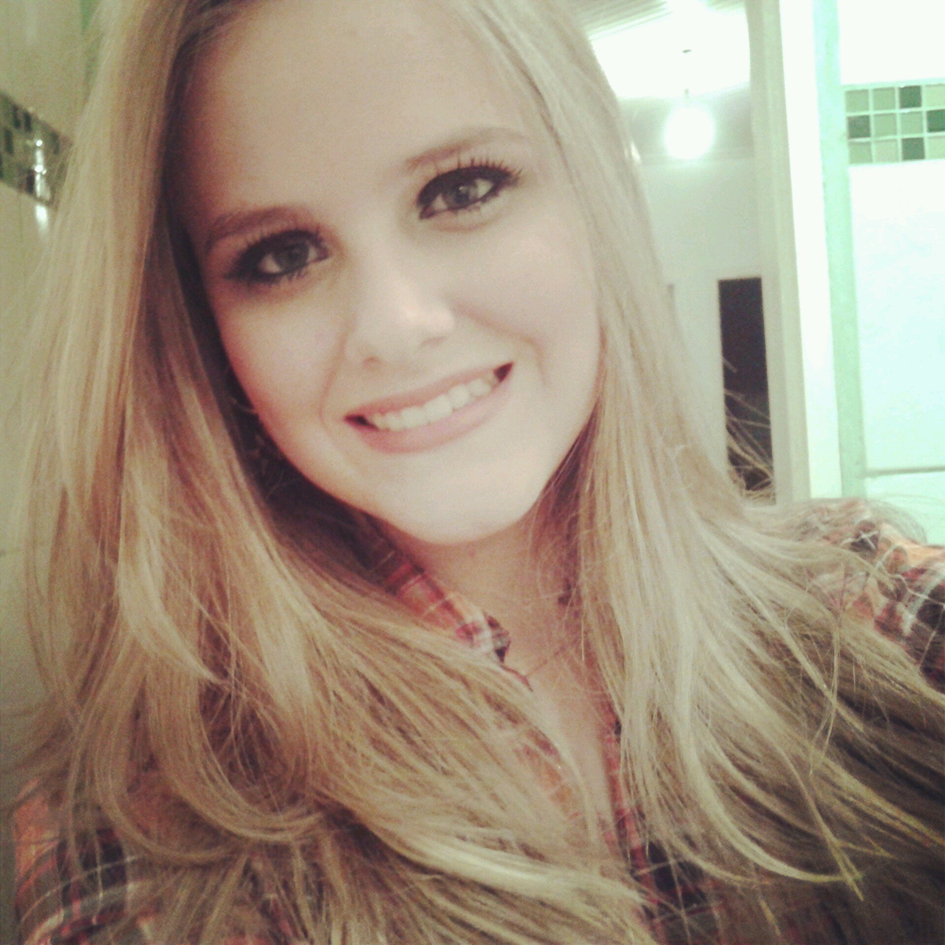 omnia vincit amor.