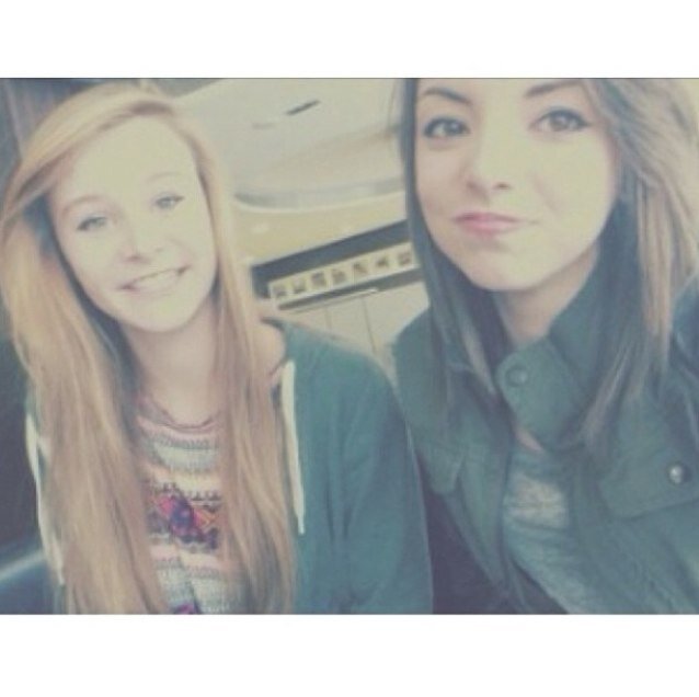 HEY HEY HEY HEY ITS ELLIS AND LOUISE boybands are better than you