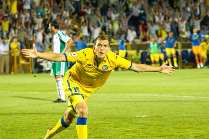 dzuba10's profile picture. 