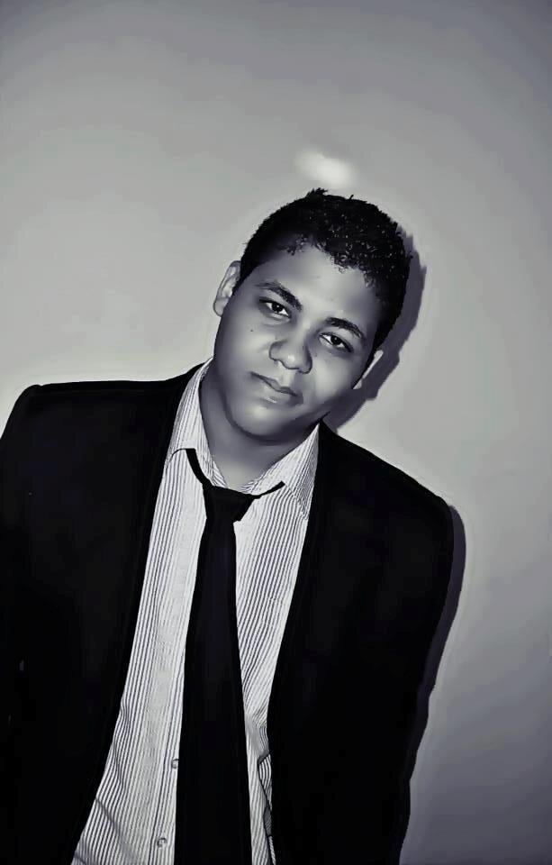 MATHEUS   PEREIRA
CANTOR , COMPOSITOR  E MUSICO.
CONTATO PARA SHOWS.
TELS: (021)2667-4649 / (021) 7567-8611
FACEBOOK: http://t.co/8tdxqlhC8p
EMAIL:MATHEUS_
