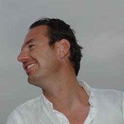 Design addict ... enjoying life and a fantastic job travelling all over the world defending the colors of #EXTREMISdesign