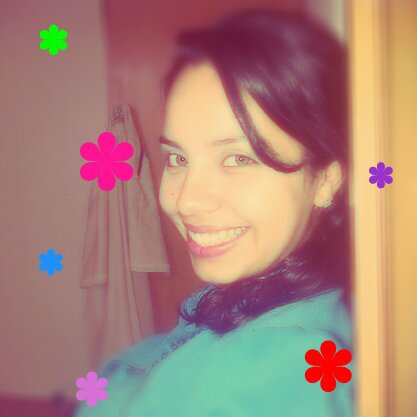 Enamorada de la vida, mis hijos mi esposo y mi familia...Agradecida con Dios y mis Santos por todo lo que me dan.