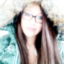 VOLG @xIrisSylvana ! NIEUWE ACCOUNT X