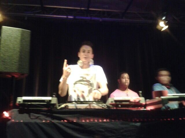 JustNick - DJ - Club Rodenburg - Living The Life - Progressive/Electric House Stuff - Love EDM