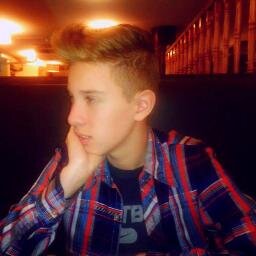 Uno aprende a amar, no cuando encuentre a la persona perfecta, sino cuando aprenda a creer en la perfección de una persona imperfecta.