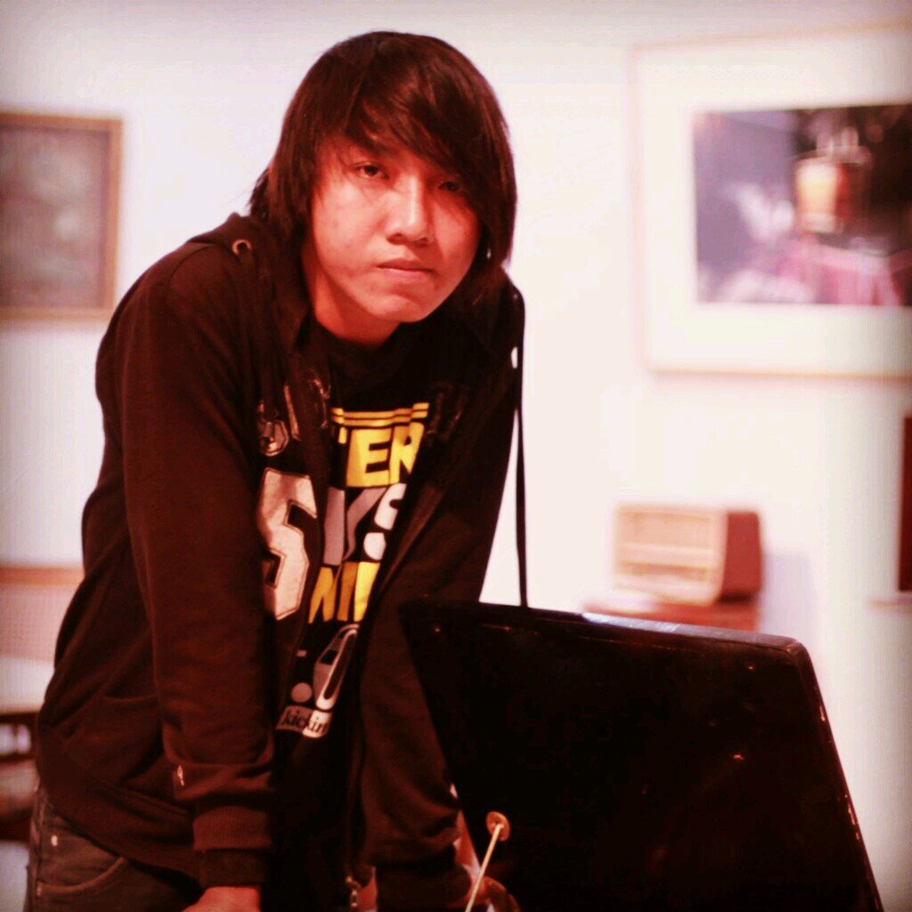 Dewantara Rock my band name...
Dewantara Rock born in Ukm musik dewantara UST Yogyakarta...
PHP is single name song Dewantara Rock